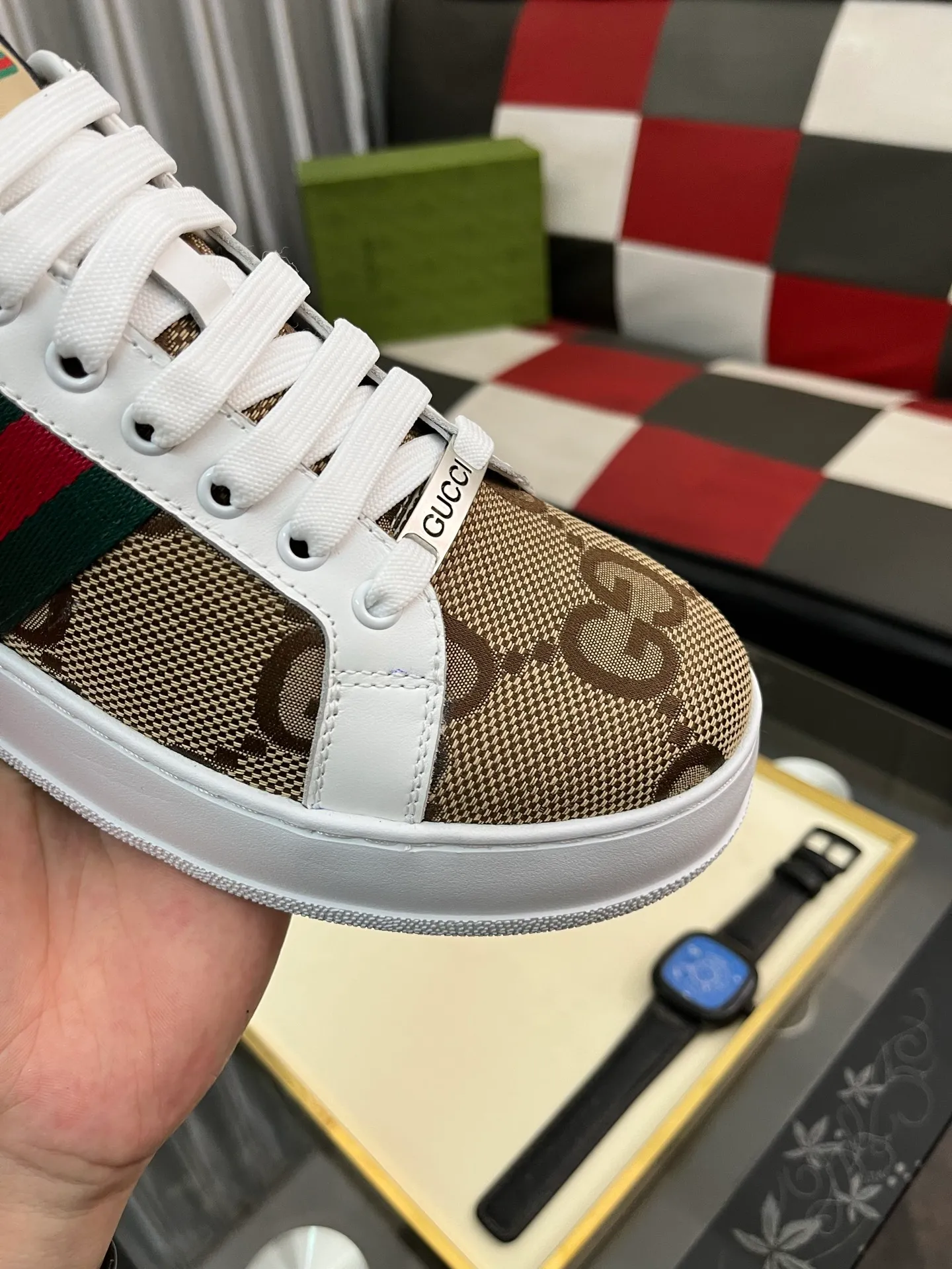 Men's Men's Shoes 💰420⌚️⌚️《Gucci*》The latest hot style casual shoes, top brand [seduce] luxury~purchase, top~quality. [Strong] The upper is made of imported breathable cowhide with material ➕ breathable sheepskin feet (•) and fine workmanship. The original stylish and stylish soft rubber wear-resistant outsole is light and comfortable on the foot. The real thing looks better when photographed in real life. 305: code: 38-44, 3️⃣ colors available